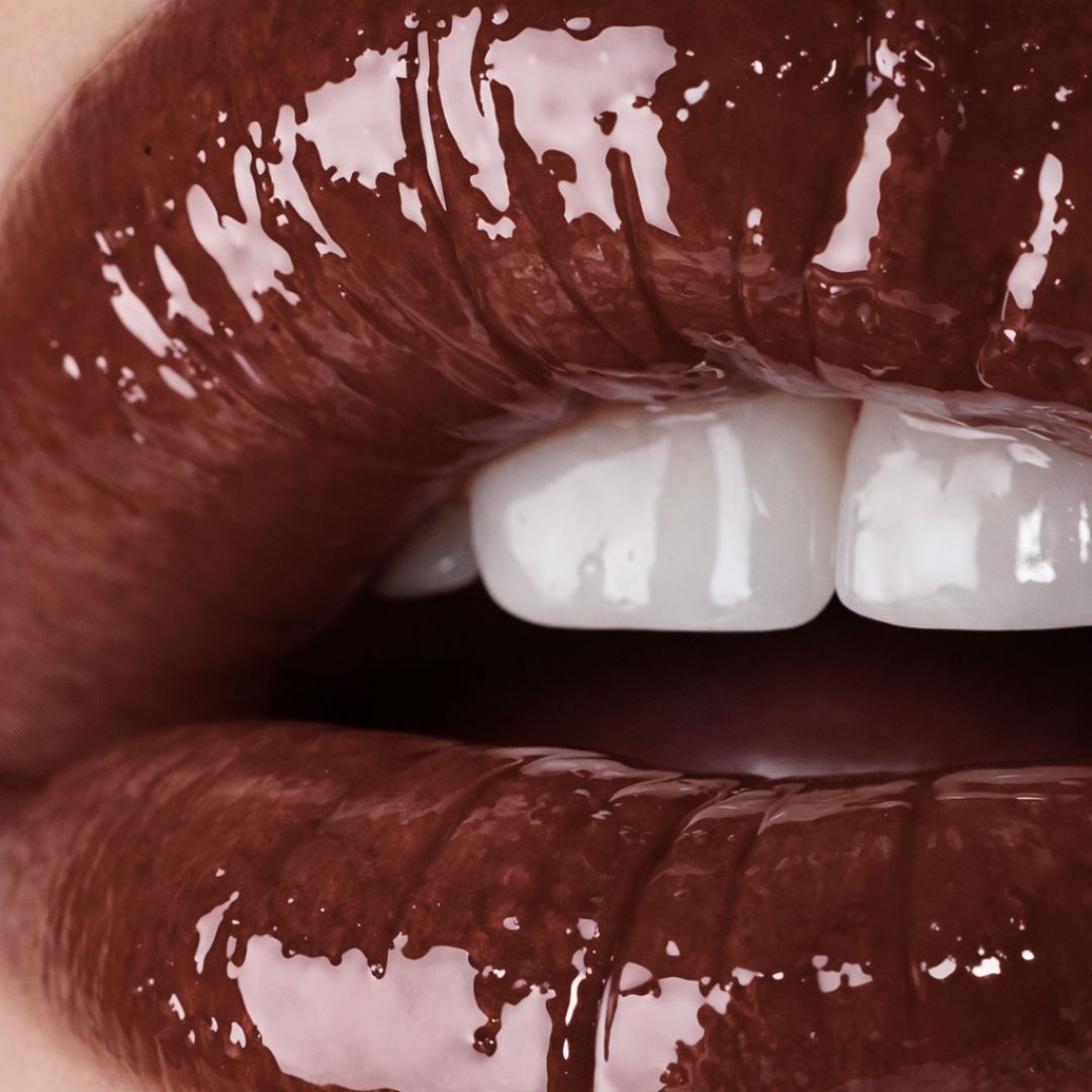 Seventeen Scandal Gloss in Oil Serum Mocca 04 5ml - Έλαιο-Ορός Χειλιών Για Περιποίηση & Έντονη Λάμψη - Image 2