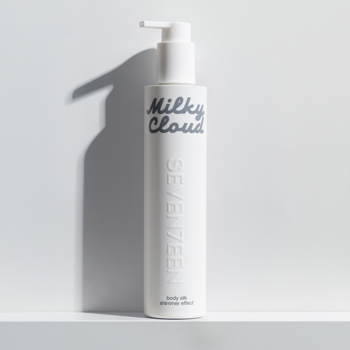 Seventeen Milky Cloud Body Silk 250ml - Γαλάκτωμα Σώματος Με Άρωμα